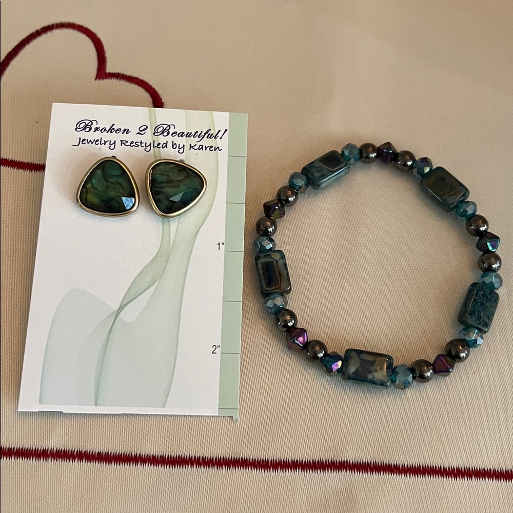 Jewelry Set - Picture 2 of 4